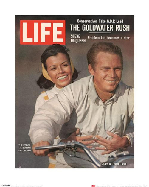 Reproducción de arte Time Life Life Cover Steve Mcqueen Motorbike 40x50cm Pyramid PPR43079 | Yourdecoration.es