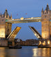 dimex tower bridge night Fotomural Tejido No Tejido 225x250cm 3 Tiras | Yourdecoration.es