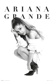 GBeye Ariana Grande Crouch Póster 61x91,5cm | Yourdecoration.es